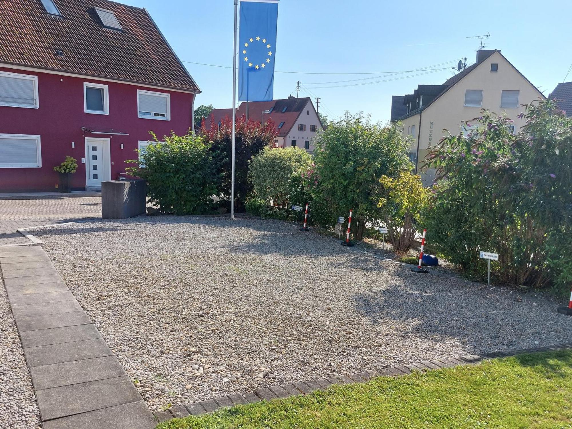 Pension Am Kirchberg Wehringen Екстериор снимка