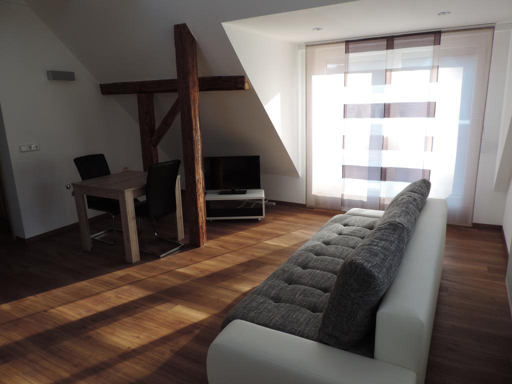 Pension Am Kirchberg Wehringen Стая снимка